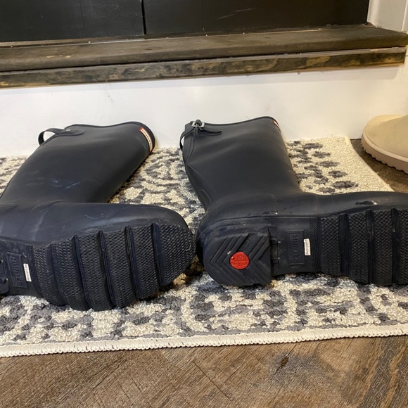 Hunter Boots Tall Rain Boots - Dark Blue - Size 8 - Picture 4 of 4